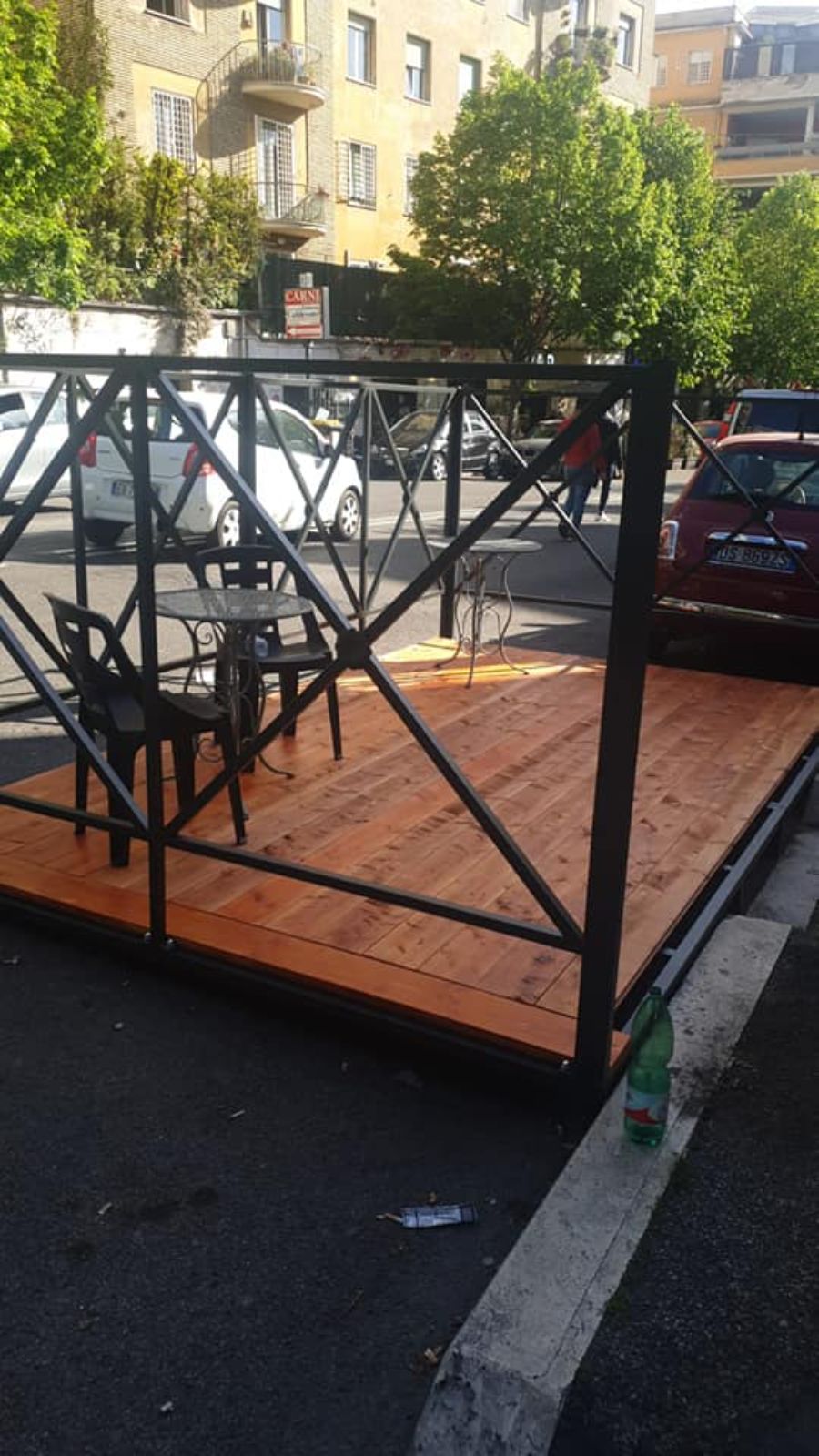 ringhiera dehor in ferro battuto