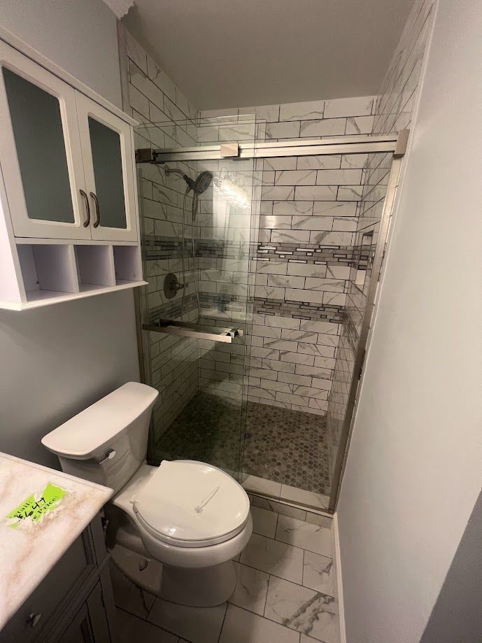 Professional contractor remodels bathroom