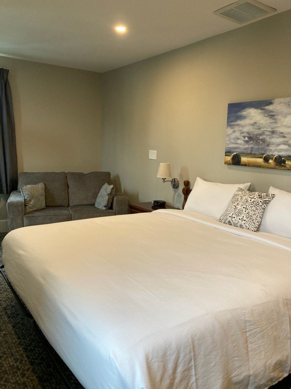 Country Squire Inn and Suites - Standard