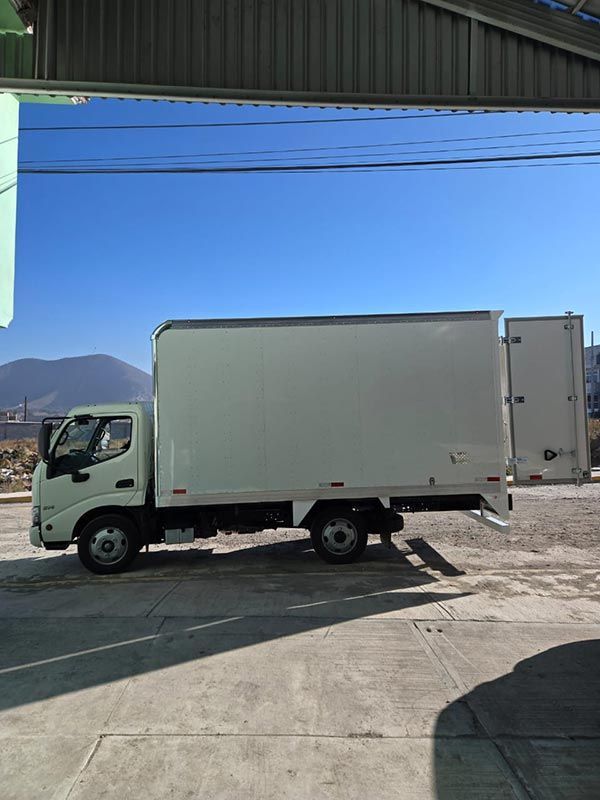 CAJAS Y CARROCERÍAS PARCAR DE MÉXICO