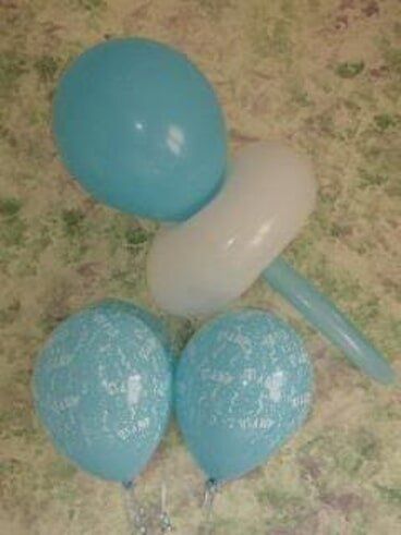 Blue and White Balloon Centerpiece — Balloon Centerpieces in Philadelphia, PA