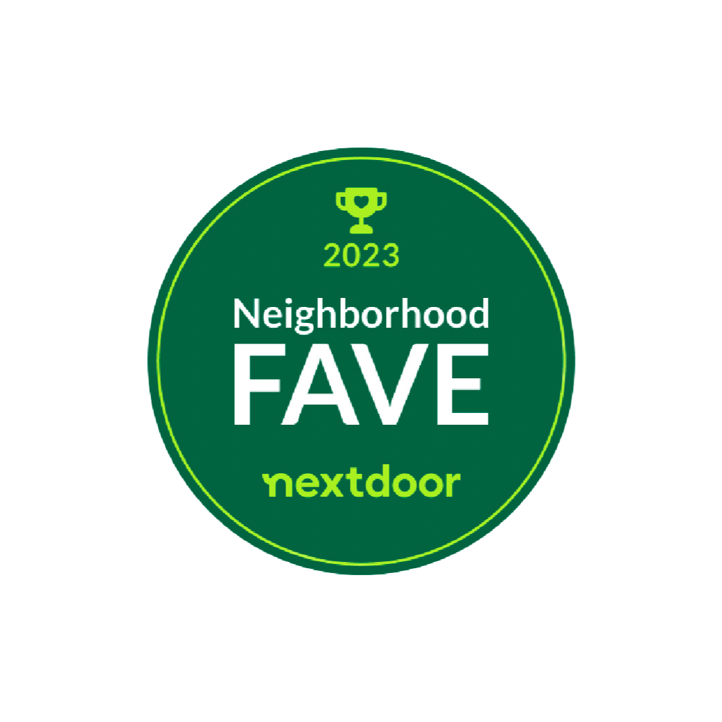 nextdoor neighborhood fave award 2023 badge for green machines lawn care