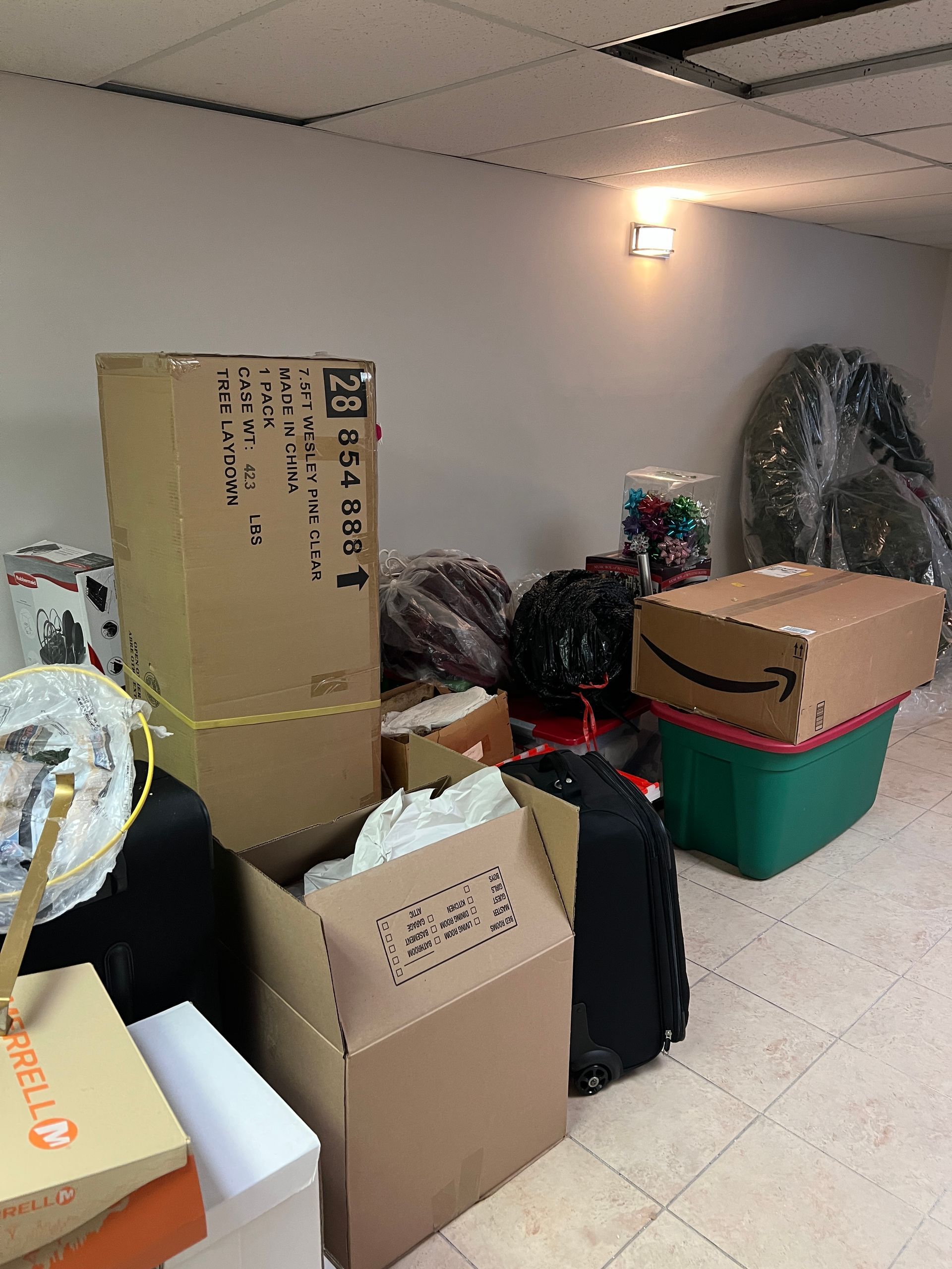 Full estate clean out service and garage clutter removal in Westlake and Cleveland West Side
