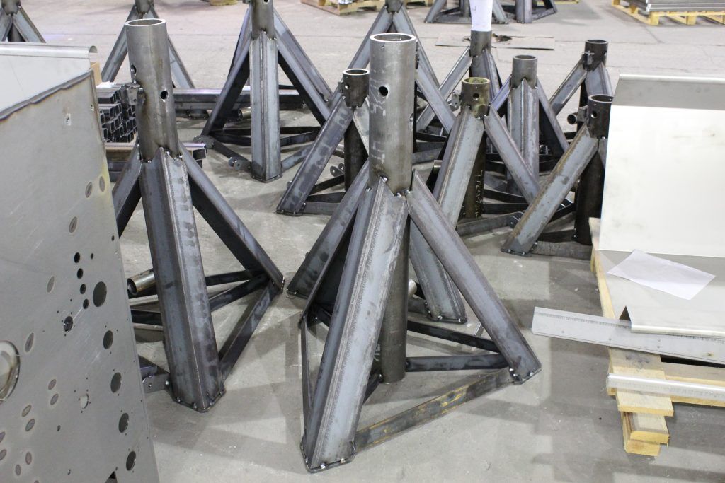 Triangular stands