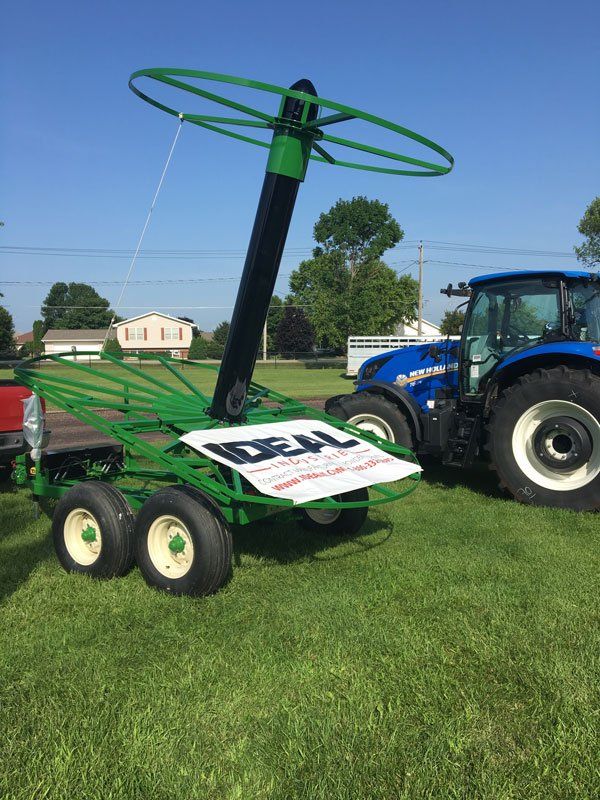 Ideal-Tile-Stringer-Cart-Walking-Beam-Model-Displayed-at-2016-Benton-County-Fair-in-Viton,-IA,-home-of-Ideal-Industries