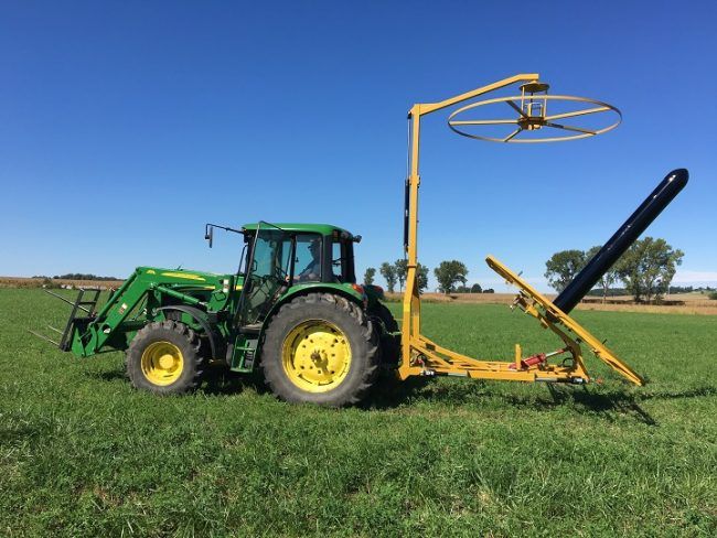 Three-point Auto Hat in action
