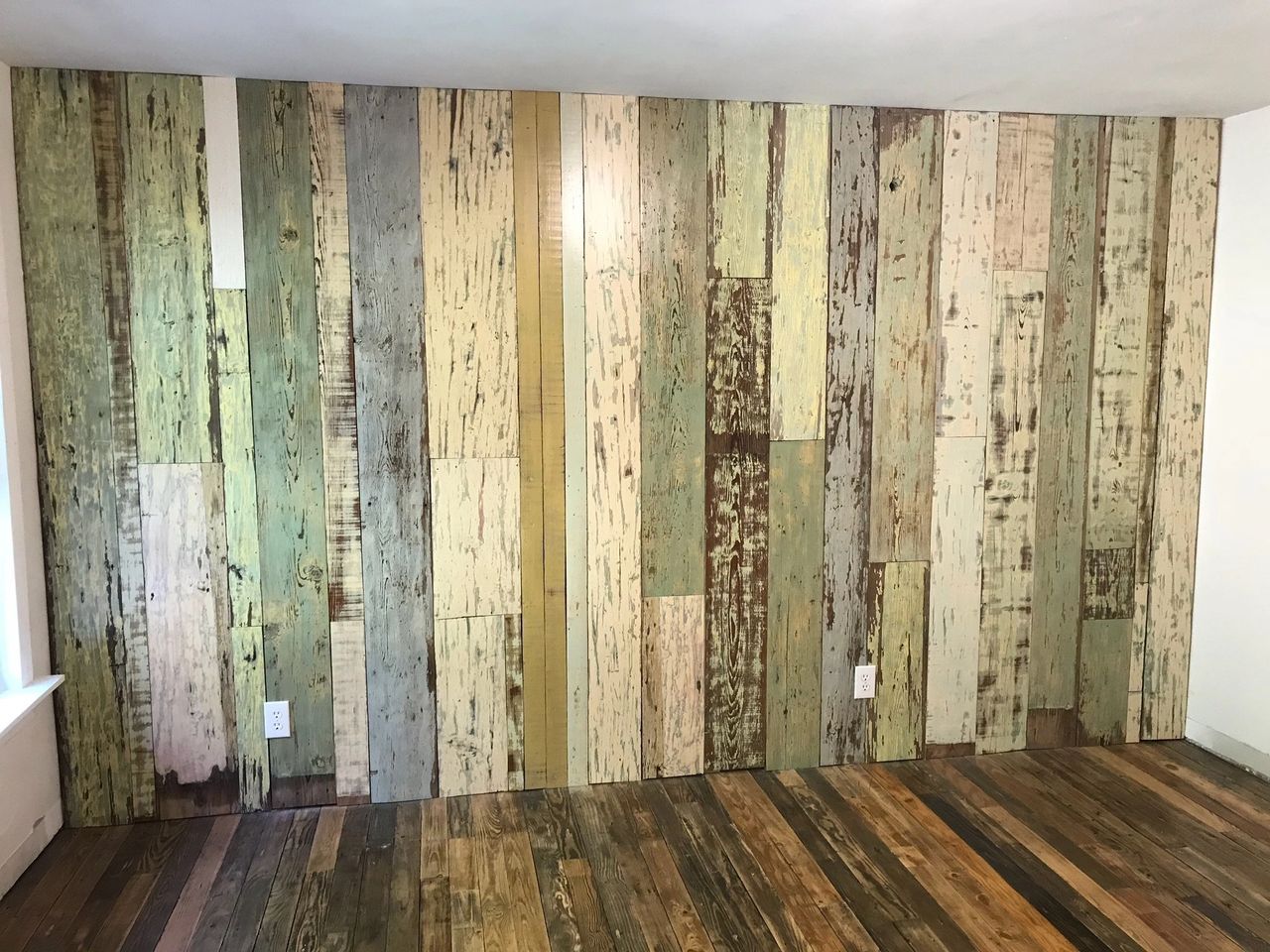 OUR SERVICE Southern Lumber Reclaimed Buy & Sell Reclaimed Lumber