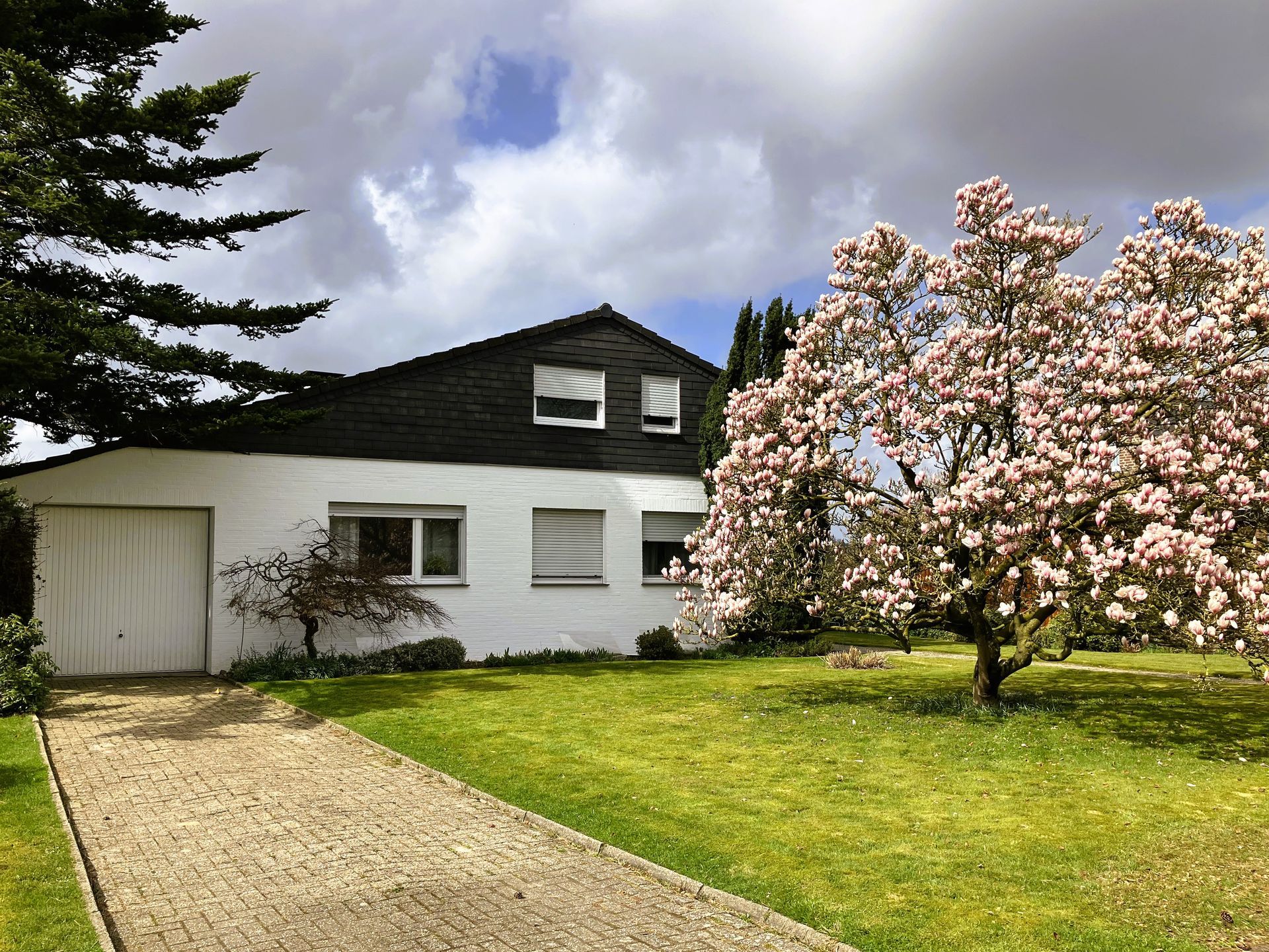 Ferienhaus Lavesum - 2 Parkplätze vor der Garage