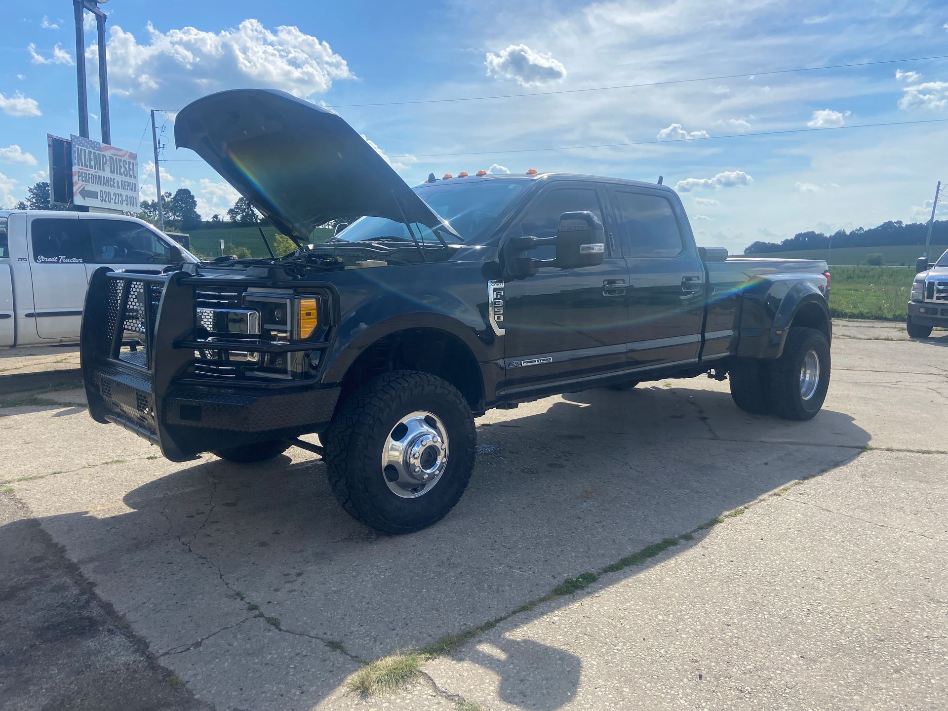 Klemp Diesel Performance & Repair truck