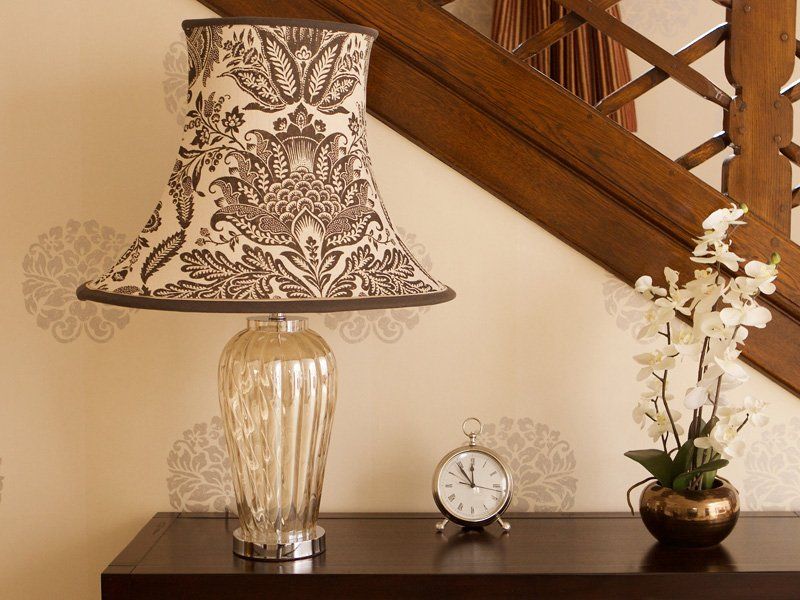 Tailored linen, Bowed Empire on bespoke frame