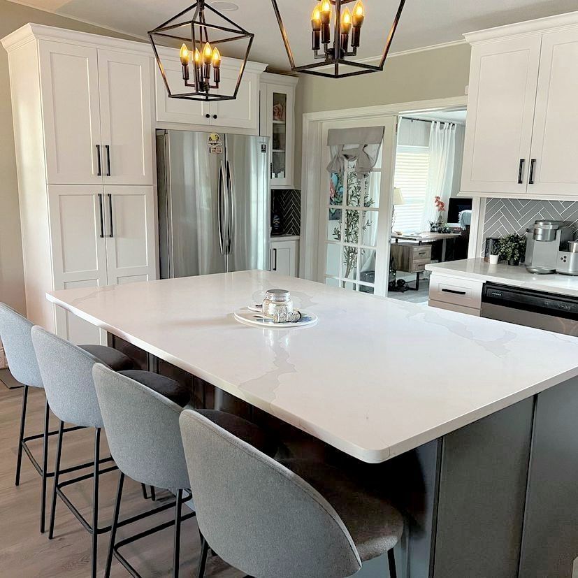 a man wearing a black shirt that says 