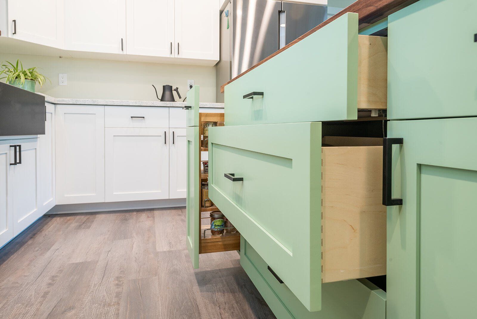 Kitchen, Cabinetry, Cabinets, Grass Valley, CNC, Nevada County, Custom, Woodworking