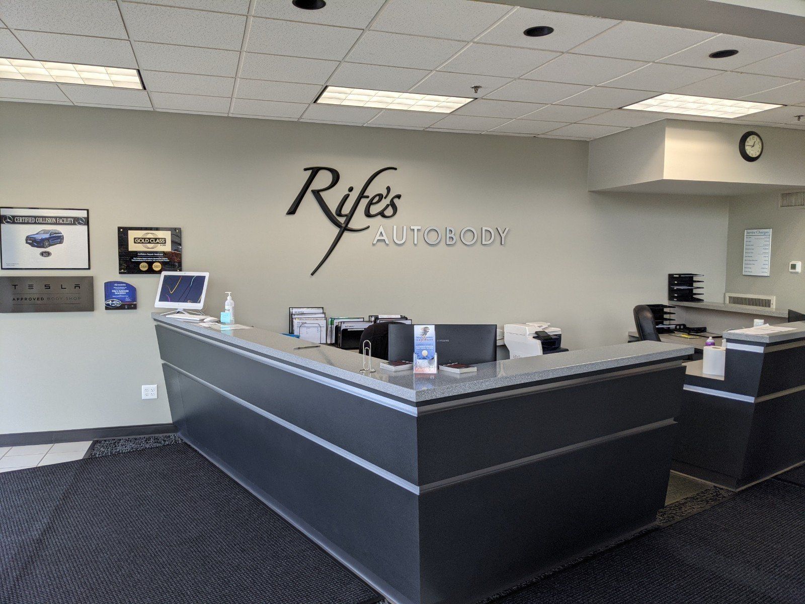 Autobody Collision Services Columbus, OH Rife's Autobody