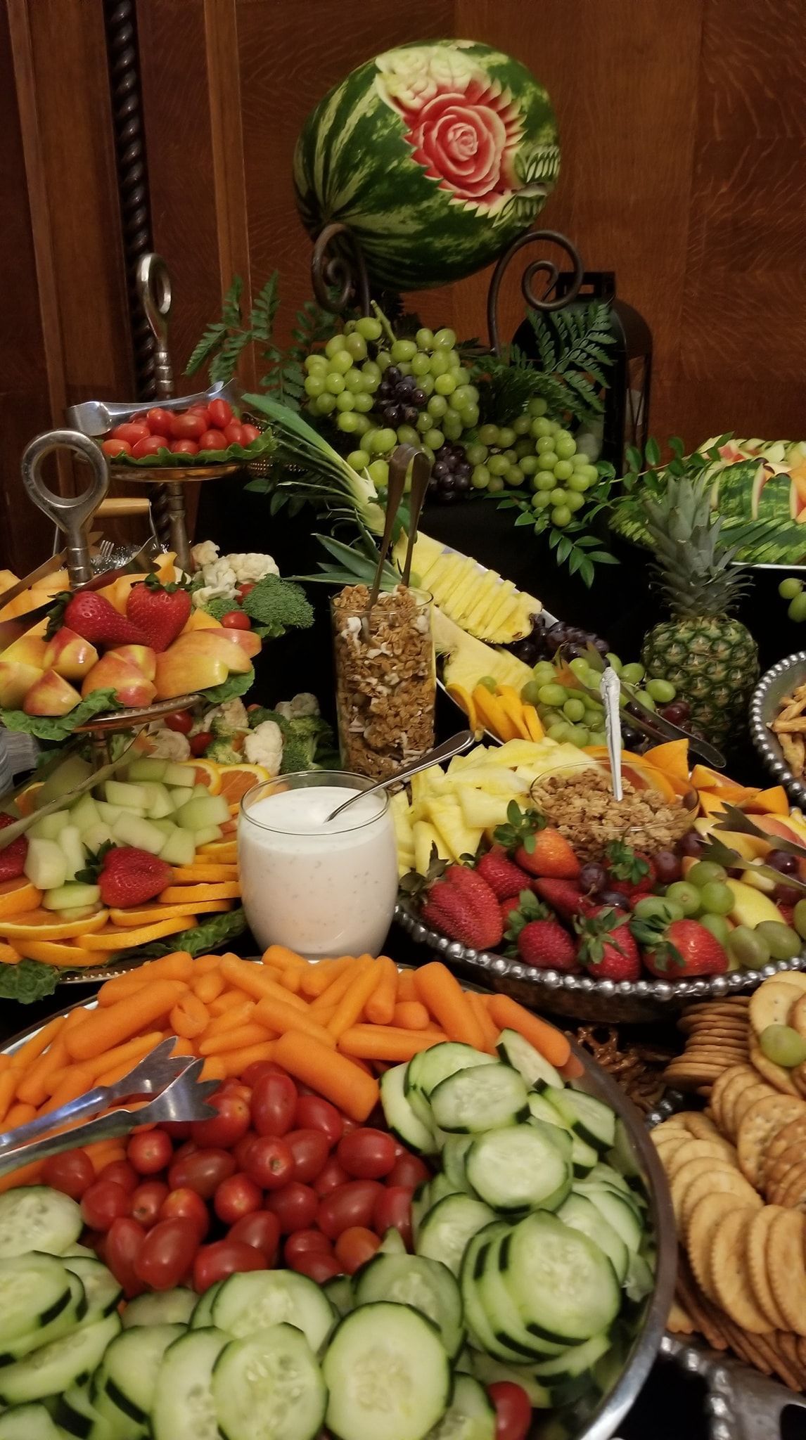 A table topped with a variety of fruits and vegetables.