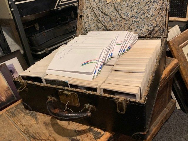 picture of the day - suitcase of pictures