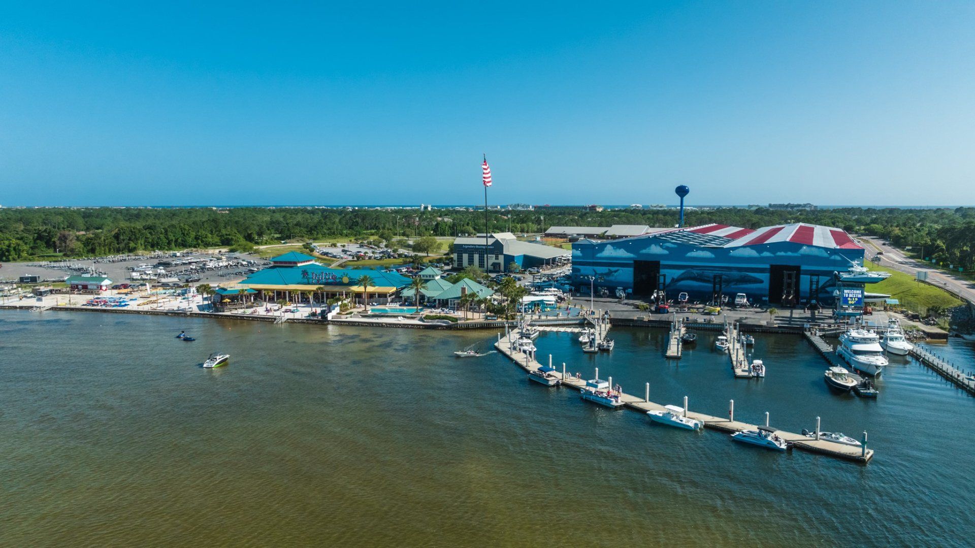 Legendary Marina & Yacht Club | Destin, Florida