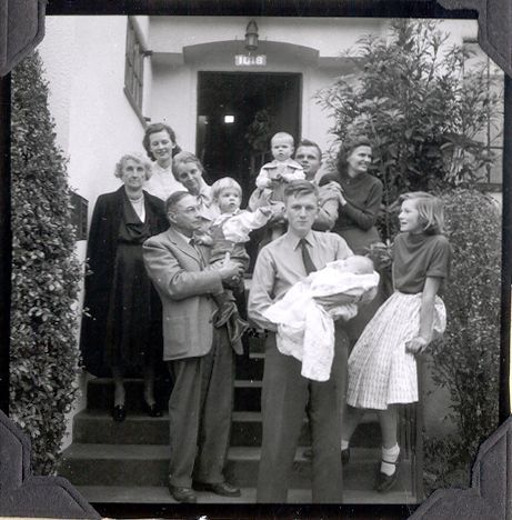 Hudec-family in Berkeley USA, in 1950s, archive of the Canada-based family collection - © Alvin Hudec