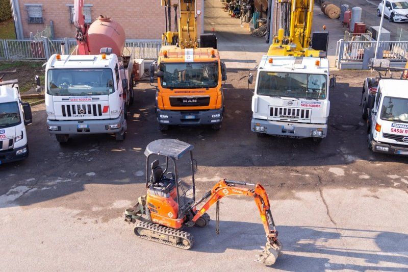 Mezzi per costruzione di infrastrutture idriche