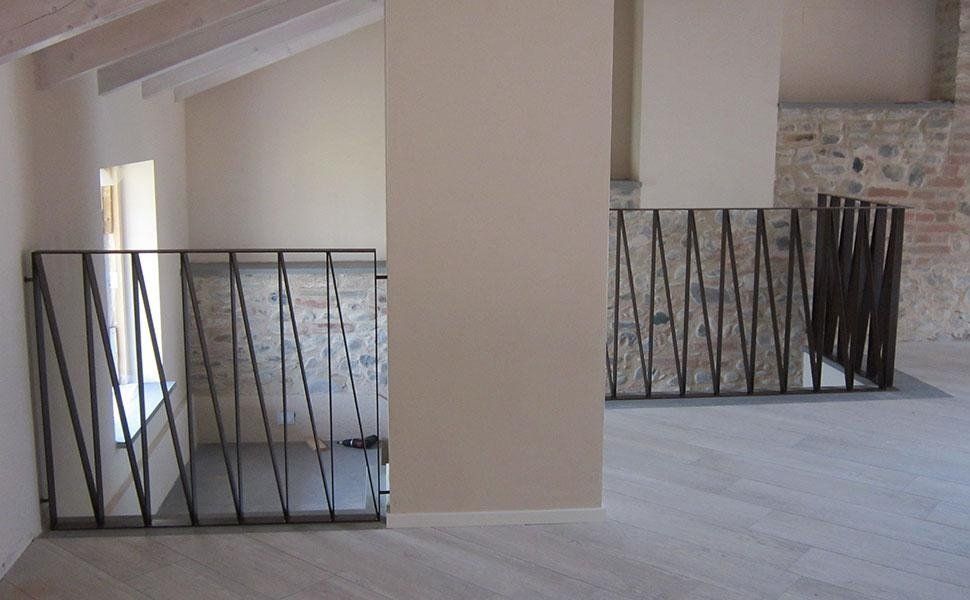Ringhiera scale in ferro battuto