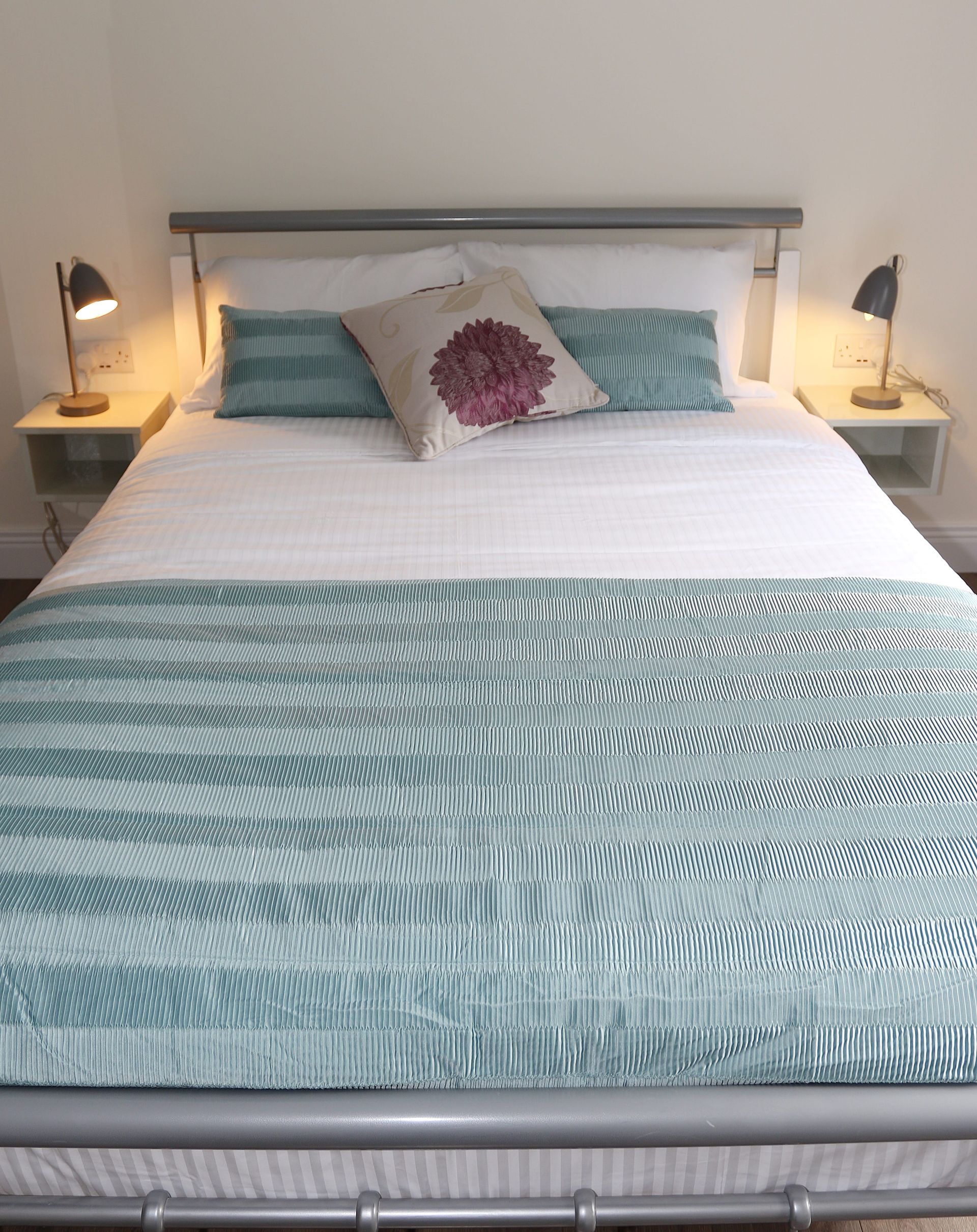 Holiday Home Ireland, Hotel Castleblayney