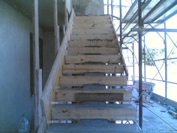 scale in legno