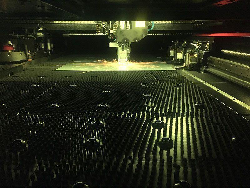 雷射切割現場
