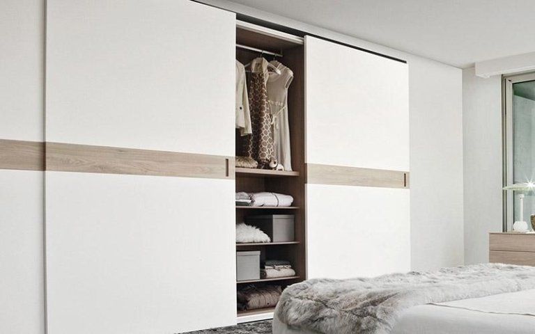 Armadi con ante scorrevoli  - Mobili Dei Rossi TRIESTE