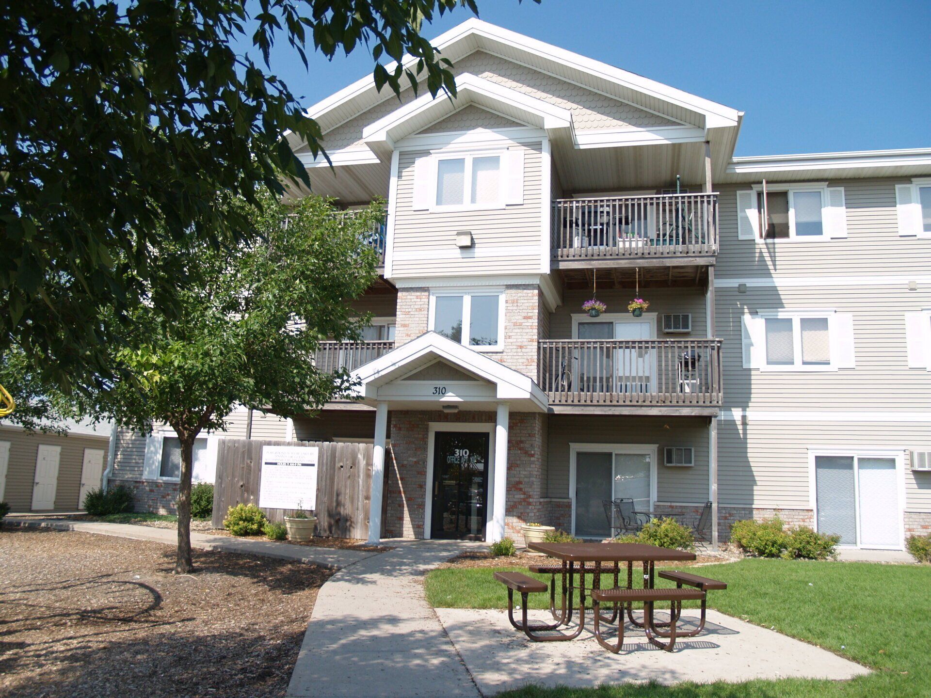 Amenities Oak Crossing Apartment for Rent in Grimes, IA