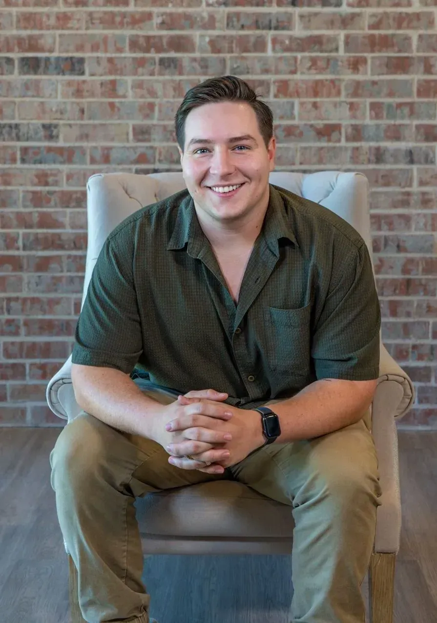 Daron Pacheco headshot