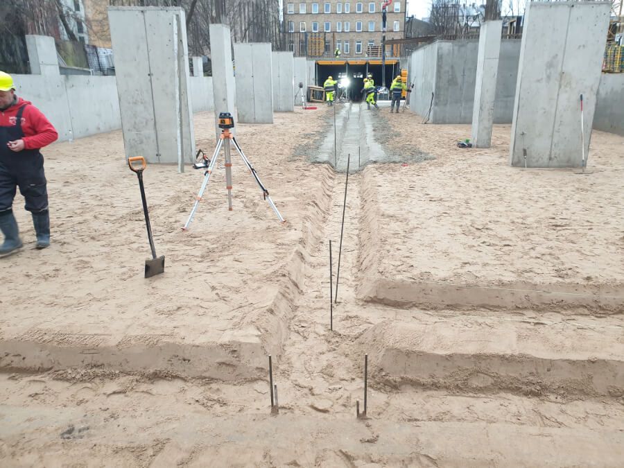 Daudzdzīvokļu dzīvojamā ēka Dainas ielā b/n, Rīgā 3