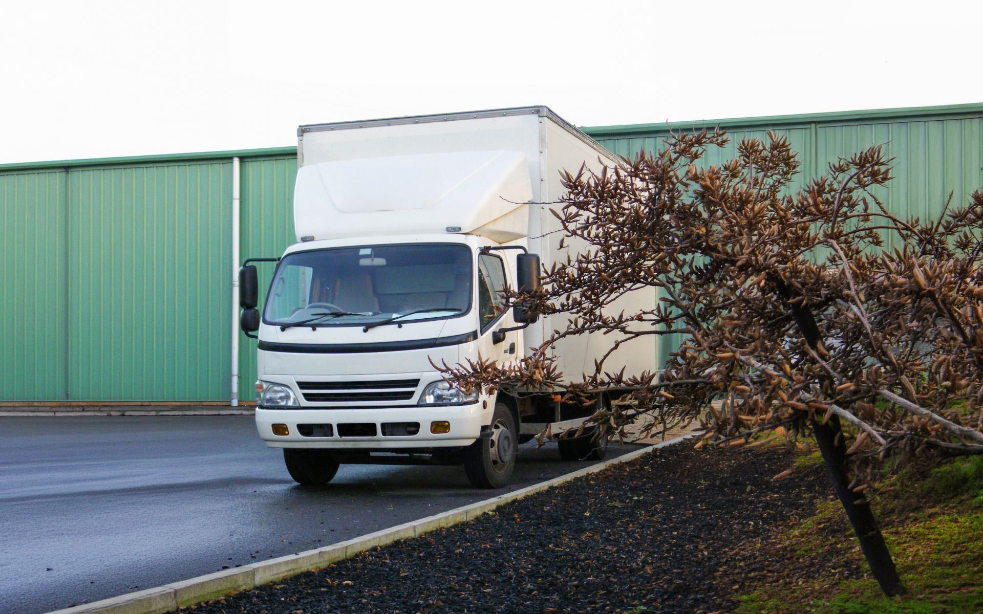 Box Truck Auto Repair - Woodard Auto & Truck in Moses Lake, WA