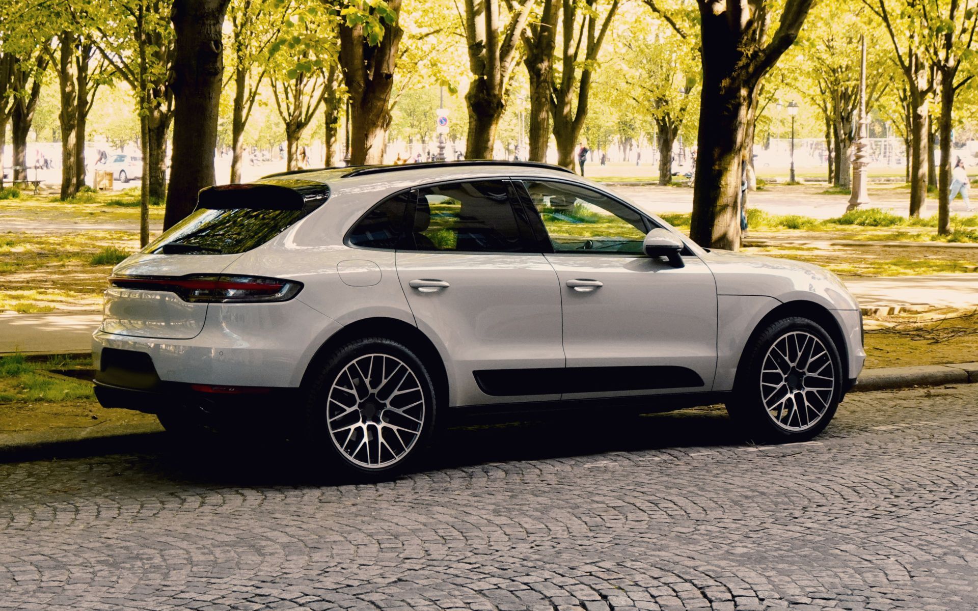 Porsche Auto Repair - Woodard Auto & Truck in Moses Lake, WA