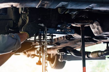 Mechanic Change And Repair Clutch Of A Car — Tamworth Manual Transmission Factory In Taminda, NSW