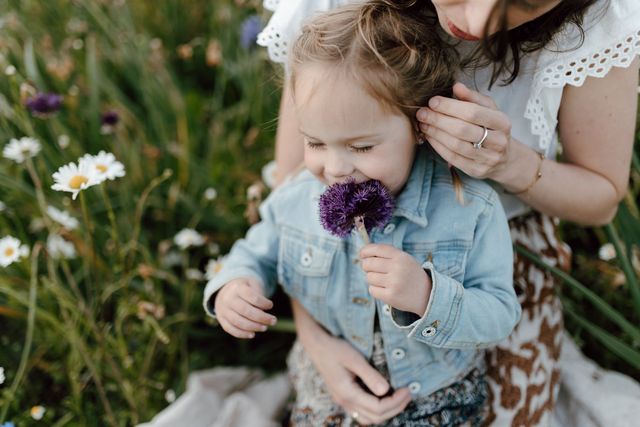 Yili Maizi Bloemen Hoofddeksel Slinger Halo Moederschap Fotoshoot Bloem Kroon Eucalyptus Leave Hoofdband Bruiloft Hoofddeksel
