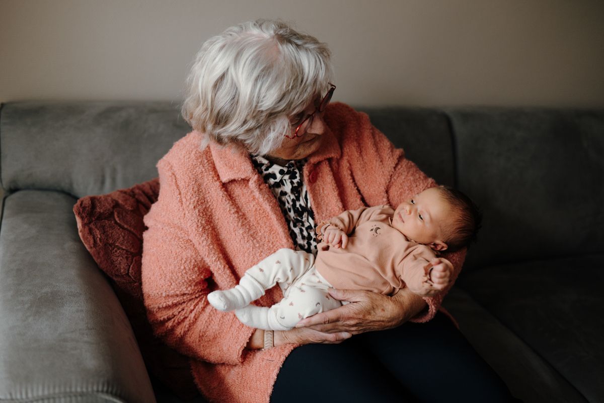 Newbornshoot en vier generatie foto’s