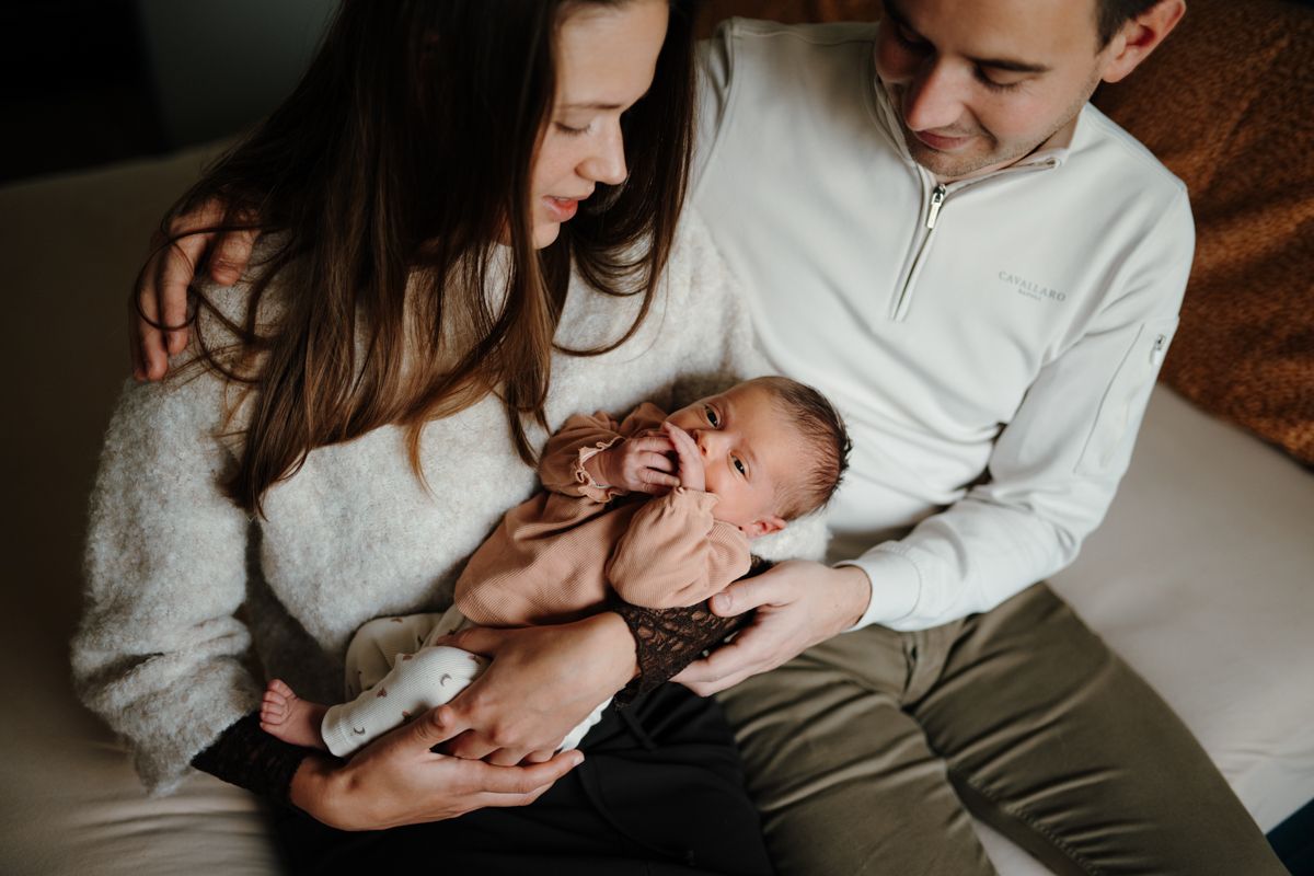 Newbornshoot en vier generatie foto’s