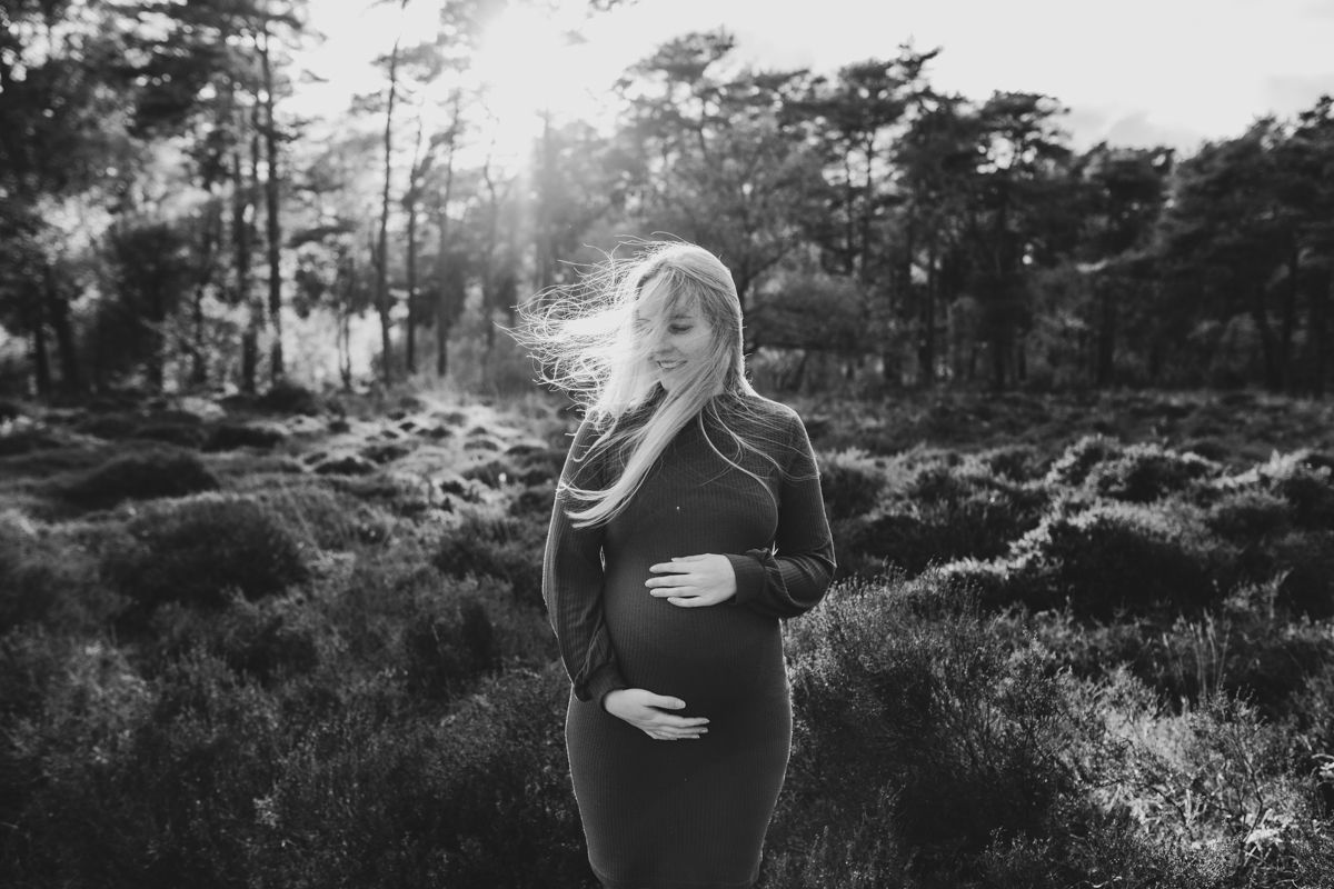 Zwangerschapsshoot Groningen, Friesland en Drenthe – fotograaf in Noord Nederland