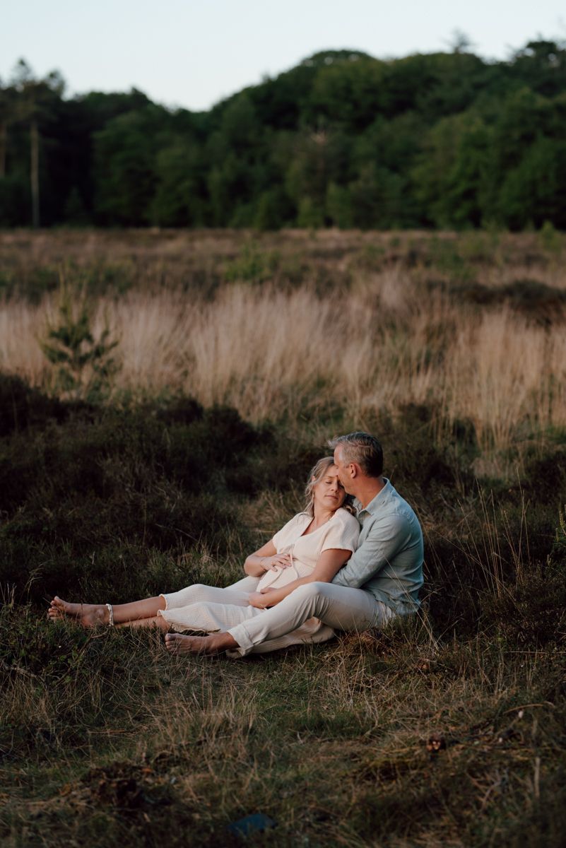 Zwangerschapsshoot met blote buik of kleren?