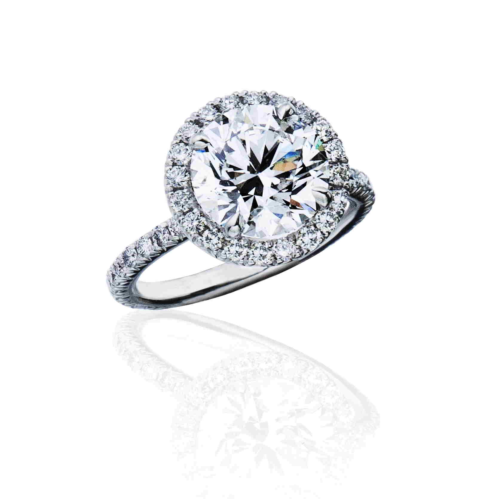 Engagement ring with round jewel — Jewelers in Bloomfield Hills, MI