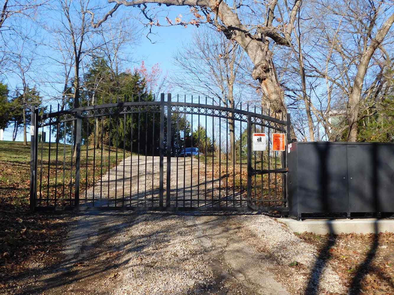 Closed Vertical Pivot Gate — Kansas City, KS — Allied Fence & Security