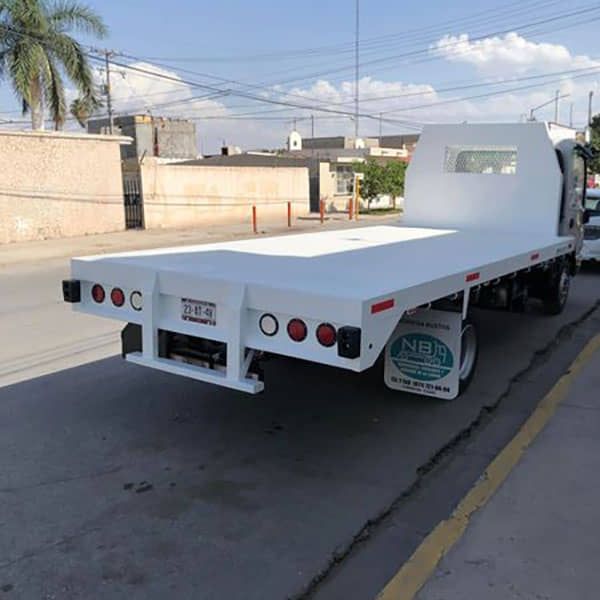 NB Carrocerías, Remolques y Servicios de La Laguna - Plataforma