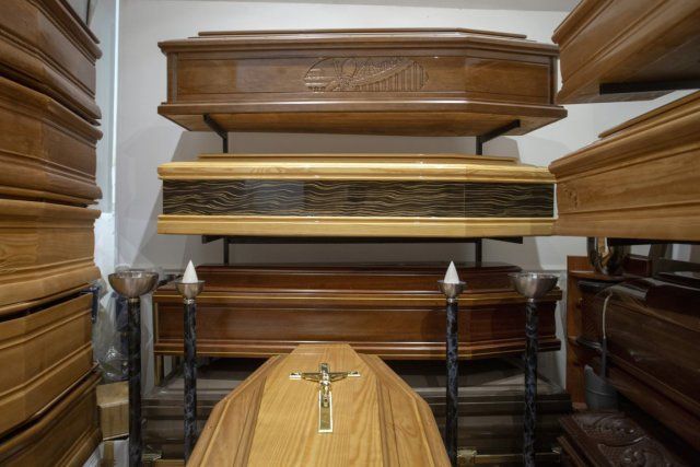 esposizione di bare 2