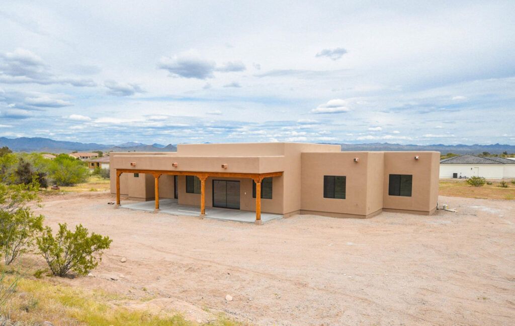 130 SHAWNEE DRIVE - WICKENBURG