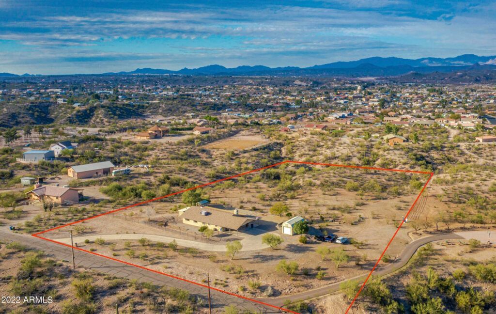 225 W TURTLEBACK LANE - WICKENBURG