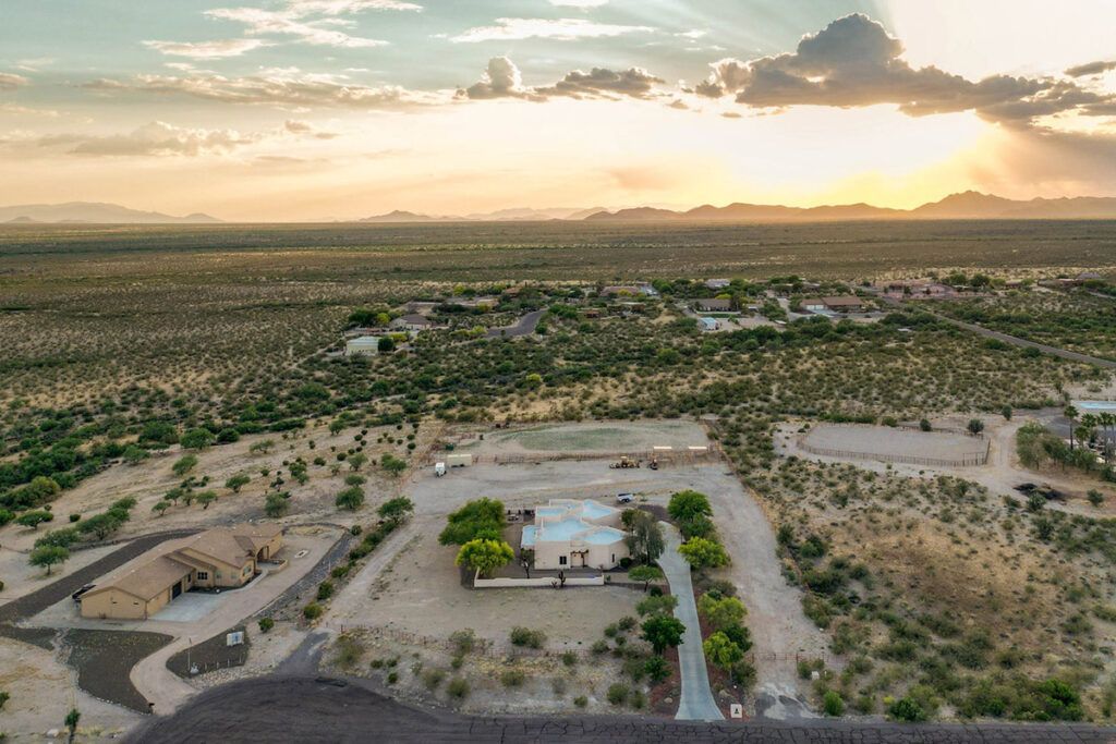 35850 HERITAGE COURT - WICKENBURG