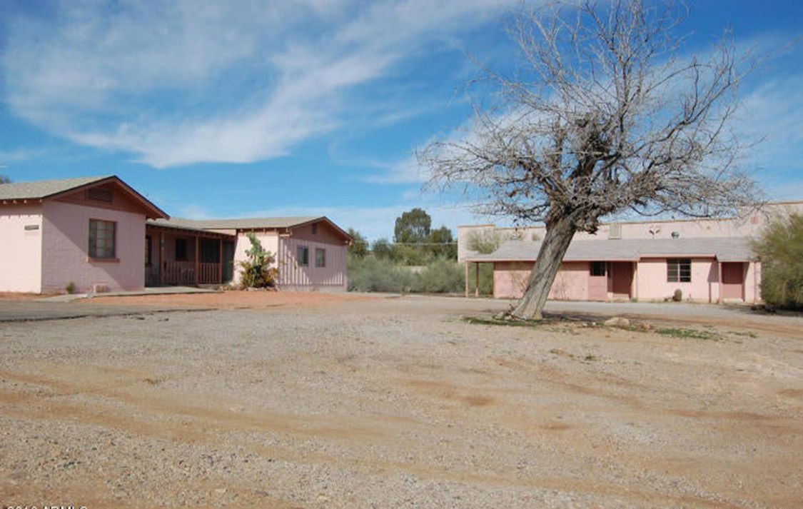 375 S VULTURE MINE ROAD - WICKENBURG