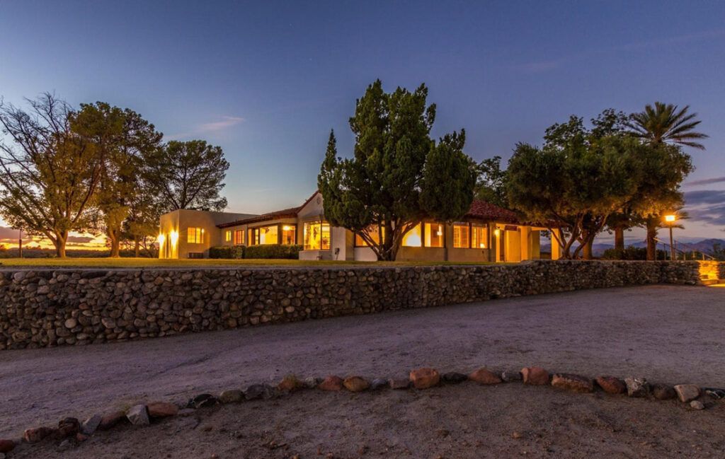 750 W BRALLIAR ROAD - WICKENBURG