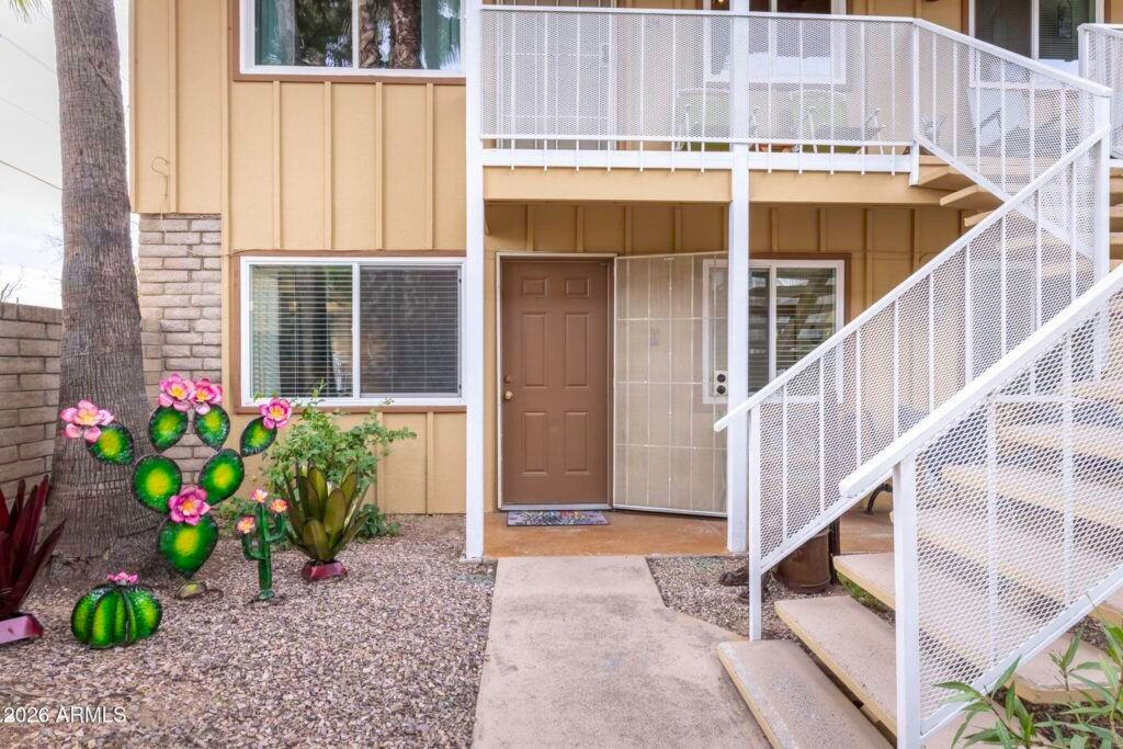 90 WEST YAVAPAI STREET W 1 - WICKENBURG