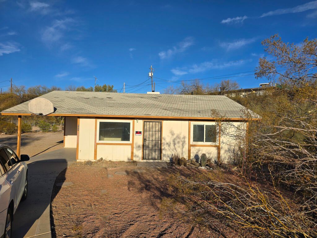 604 WHIPPLE COURT - WICKENBURG