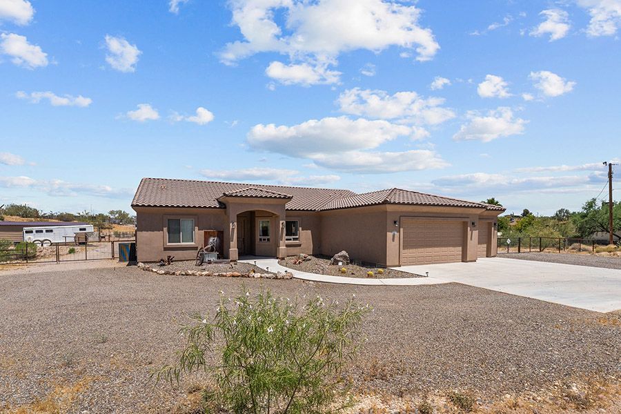 1085 S YAQUI DRIVE - WICKENBURG